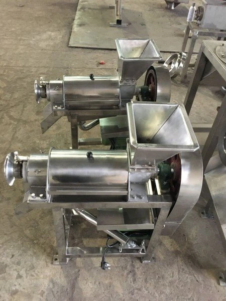 fruit juicer